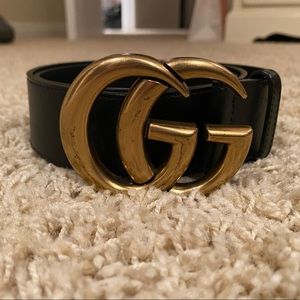Gucci Logo Leather Belt